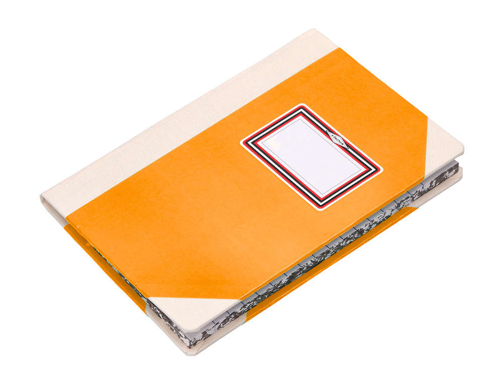 LIBRO CARTONE COSIDO FERNANDES FLECHA DIN A5+ RAYADO HORIZONTAL 50 HOJAS 100 GR NARANJA